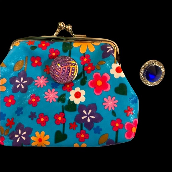 CUTE FLORAL PRINT INTERCHANGEABLE SNAP BUTTON COIN/CHANGE PURSE - Picture 3 of 7